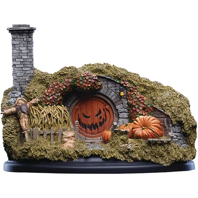 WETA Workshop Polystone - 16 Hill Lane Hobbit Hole (Halloween Edition)